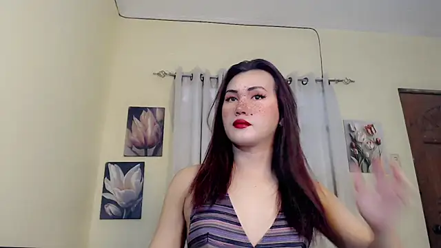 beatrice 21 online show from November 29, 2025, 1:06 am