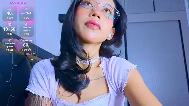 Mia Tin online show from January 9, 2026, 11:39 am