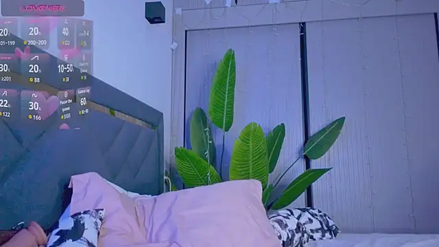 Mia Tin online show from January 31, 2026, 7:12 pm