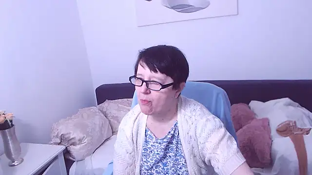 ChristaRose online show from February 1, 2026, 3:32 pm