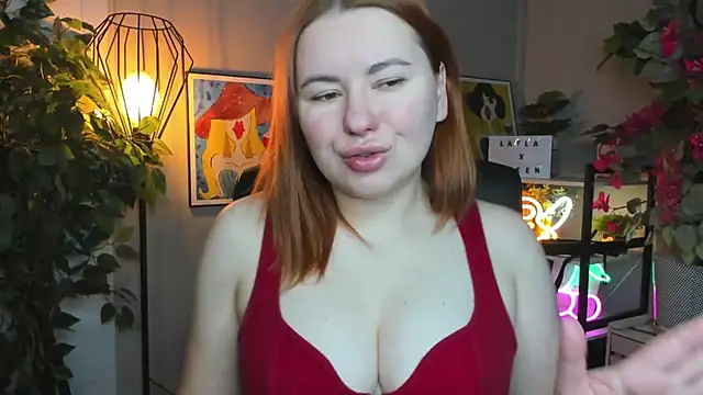 LAYLAxSTAR online show from February 1, 2026, 7:28 am