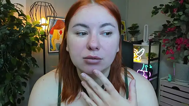 LAYLAxSTAR online show from October 10, 2025, 6:36 am