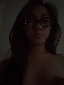 Local Hoelyx online show from March 6, 2026, 11:44 pm