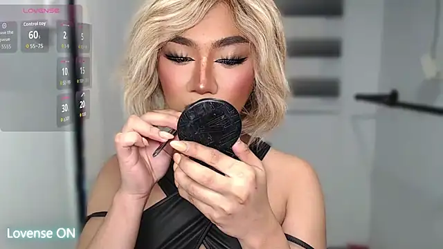 Local Hoelyx online show from October 11, 2025, 8:26 am