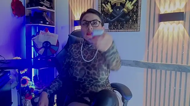 Ivvannaparis online show from February 9, 2026, 3:10 pm