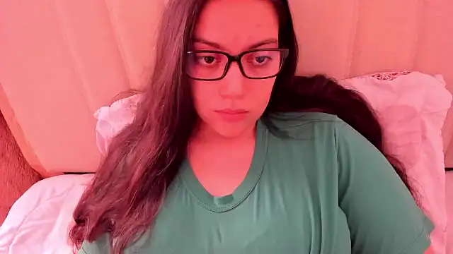 Snapshot of roniewester chatting on March 1, 2026, 2:39 pm roniewester online show from March 1, 2026, 2:39 pm