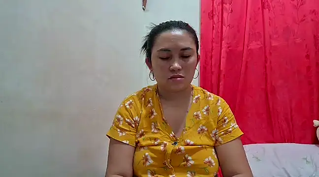 LalaiAsian online show from March 13, 2025, 3:54 am