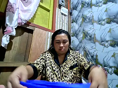 LalaiAsian online show from June 3, 2026, 1:34 pm