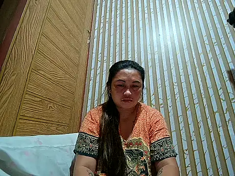 LalaiAsian online show from March 5, 2026, 5:09 pm