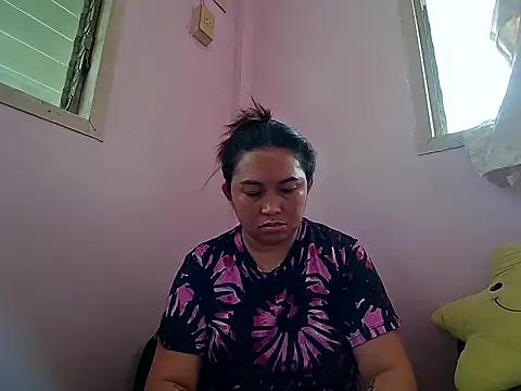 LalaiAsian online show from October 8, 2025, 2:46 am