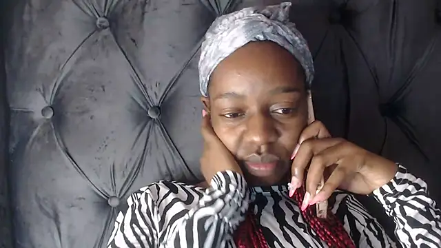 Snapshot of Sexynaughty_Gal chatting on December 31, 2024, 4:38 am Sexynaughty Gal online show from December 31, 2024, 4:38 am