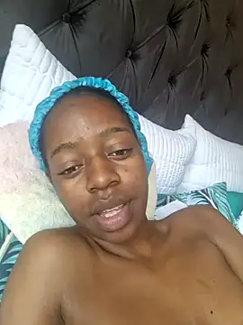 Snapshot of Sexynaughty_Gal chatting on December 16, 2024, 10:40 am Sexynaughty Gal online show from December 16, 2024, 10:40 am