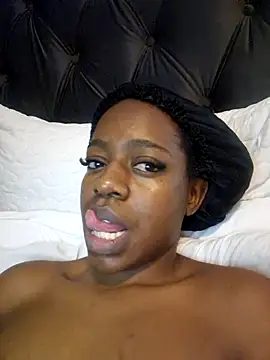 Snapshot of Sexynaughty_Gal chatting on October 13, 2025, 8:54 pm Sexynaughty Gal online show from October 13, 2025, 8:54 pm