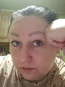 Rini333 online show from February 2, 2026, 5:12 pm