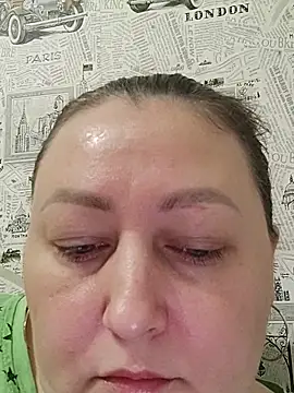 Rini333 online show from December 3, 2025, 9:53 am