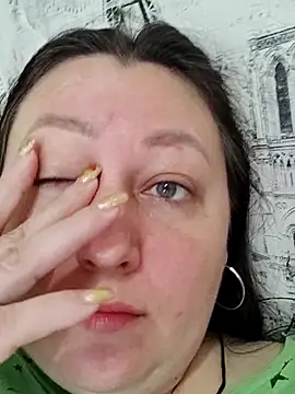 Rini333 online show from September 26, 2025, 9:38 am