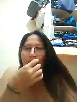 sizzling babe online show from November 4, 2025, 12:53 pm