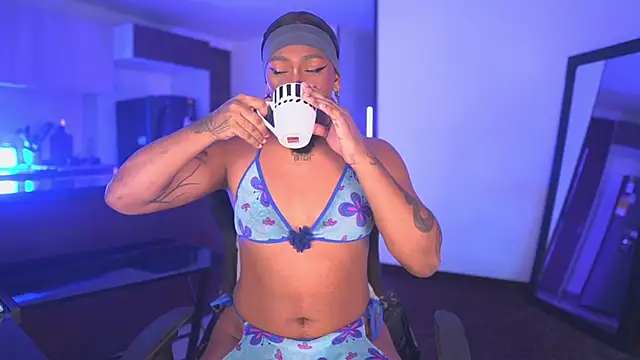 AmberRaus online show from July 22, 2026, 12:07 pm