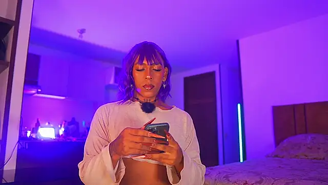 AmberRaus online show from November 9, 2025, 2:26 am