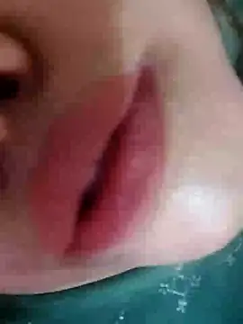 Srishtijain51 online show from October 19, 2025, 8:39 am