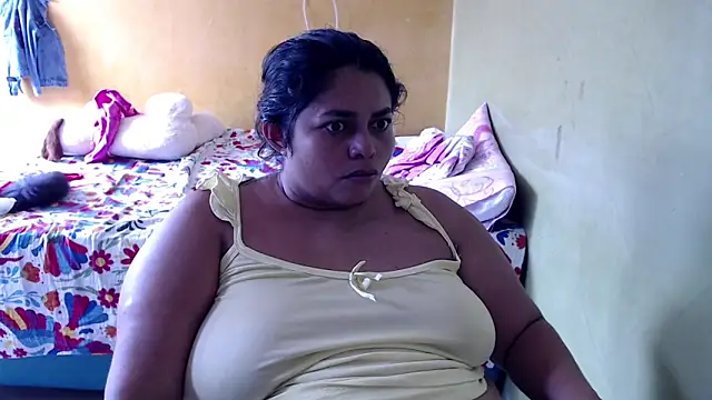 yulieth bbw online show from October 20, 2025, 6:41 pm