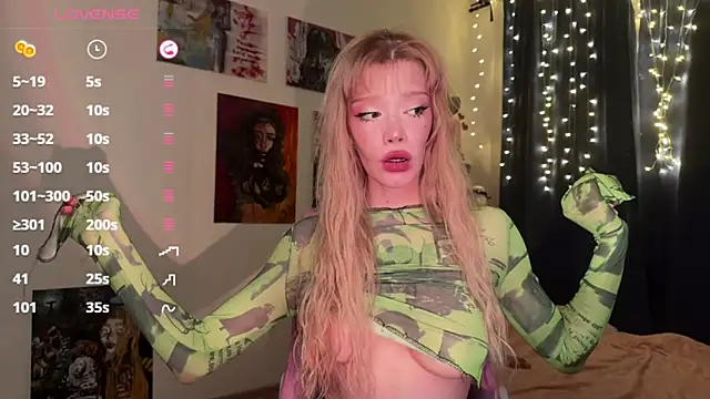 boobsybootie online show from March 7, 2025, 5:28 pm