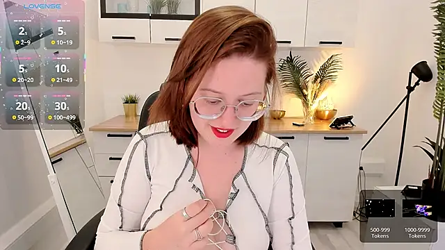 Snapshot of Charmy_Gracy chatting on May 15, 2026, 12:25 pm Charmy Gracy online show from May 15, 2026, 12:25 pm