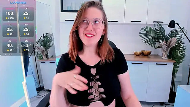 Charmy Gracy online show from February 26, 2026, 12:05 pm