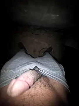 breejs online show from November 18, 2025, 3:04 pm