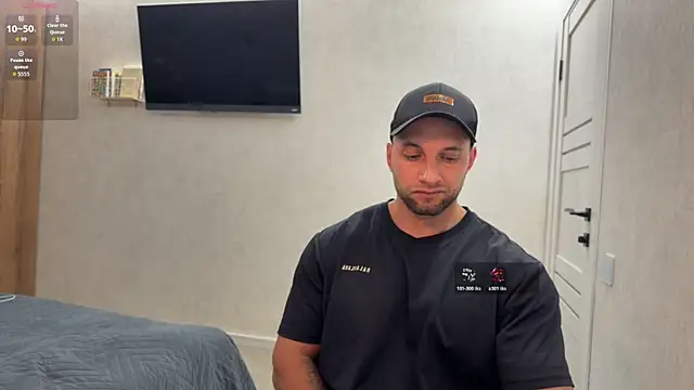 michaelbradleu online show from July 21, 2026, 8:21 pm