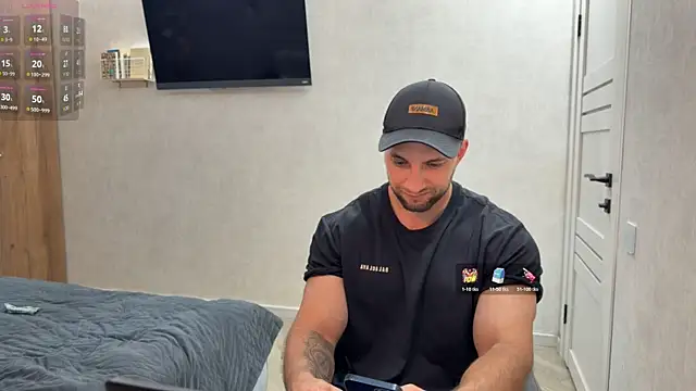 michaelbradleu online show from July 24, 2026, 7:54 pm