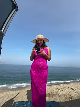 sexi noemi online show from April 7, 2026, 2:30 pm