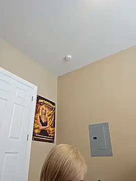 AmethystFoxx online show from March 16, 2026, 6:54 pm