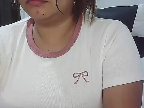 wild amber25 online show from February 4, 2026, 9:54 pm