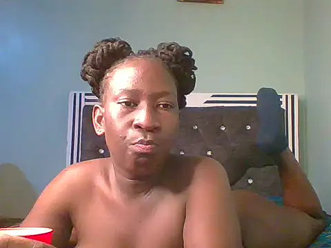 blackcuteebony online show from October 12, 2025, 5:20 am