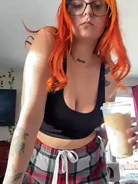 Snapshot of itsbabydashh chatting on December 3, 2024, 4:55 pm itsbabydashh online show from December 3, 2024, 4:55 pm