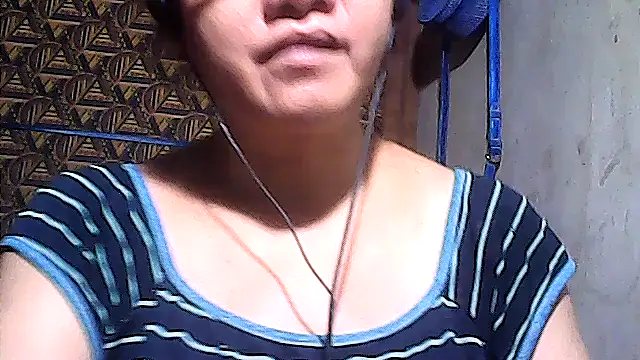 sweetsosie18 online show from February 27, 2026, 2:39 pm