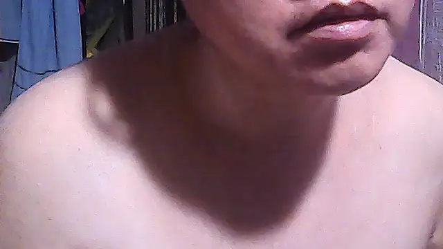 Snapshot of sweetsosie18 chatting on September 13, 2025, 10:04 am sweetsosie18 online show from September 13, 2025, 10:04 am