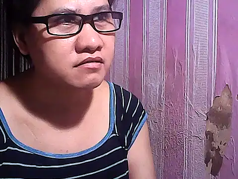 Snapshot of sweetsosie18 chatting on October 16, 2025, 11:24 pm sweetsosie18 online show from October 16, 2025, 11:24 pm