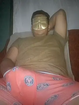 Efrain2090 online show from December 4, 2025, 10:25 am