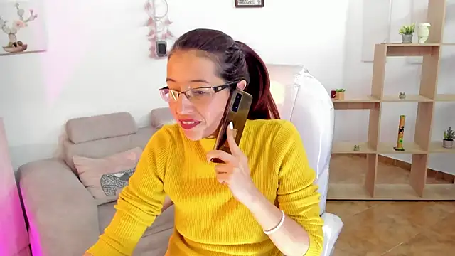 Antonnella 3 online show from March 19, 2025, 6:23 pm