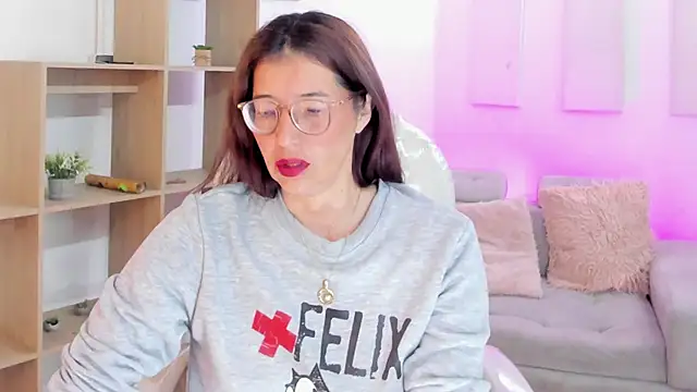 Antonnella 3 online show from October 3, 2025, 12:50 pm