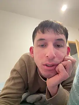 Snapshot of alex2p12 chatting on February 3, 2026, 8:52 am alex2p12 online show from February 3, 2026, 8:52 am