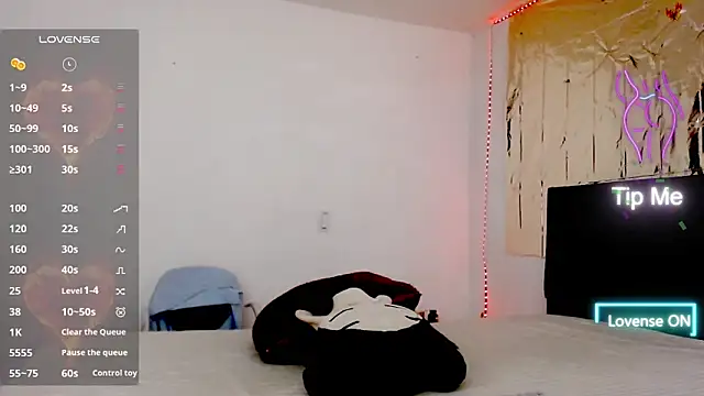 Snapshot of mussa_hott chatting on February 17, 2026, 10:51 pm mussa hott online show from February 17, 2026, 10:51 pm