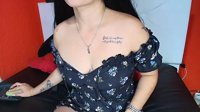 Tania mature online show from November 7, 2025, 5:17 pm