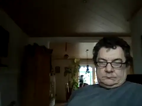 Nobbie444 online show from December 19, 2025, 1:13 pm