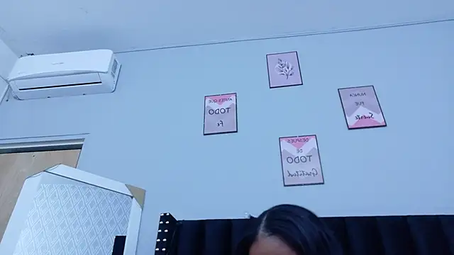 Snapshot of colombiamommy chatting on December 5, 2025, 12:26 pm colombiamommy online show from December 5, 2025, 12:26 pm