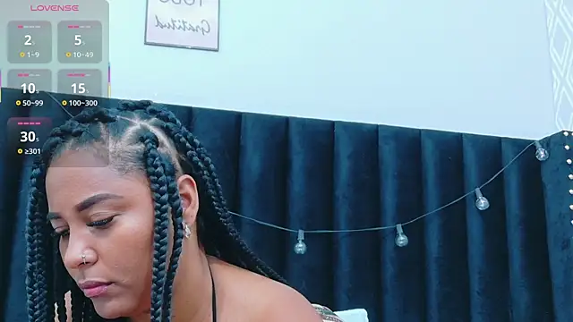 Snapshot of colombiamommy chatting on January 9, 2026, 12:23 pm colombiamommy online show from January 9, 2026, 12:23 pm