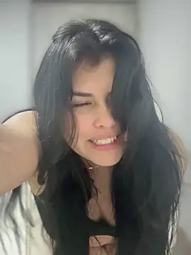 Alyaa s online show from November 5, 2025, 1:52 am