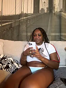 TilaTotti online show from October 16, 2025, 4:43 am